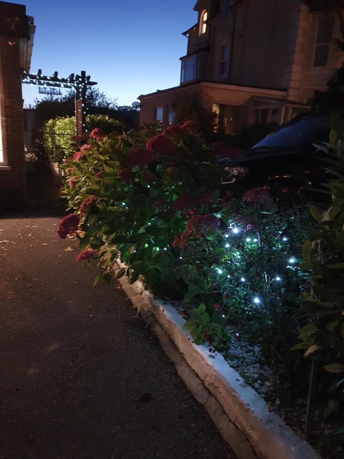 Guest house Grosvenor House 4*